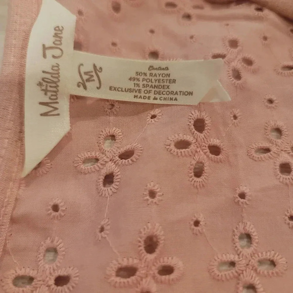 Matilda Jane Heart to Heart Possibilities Pink Knit Women’s Top Sz Medium Vneck. - Picture 7 of 10